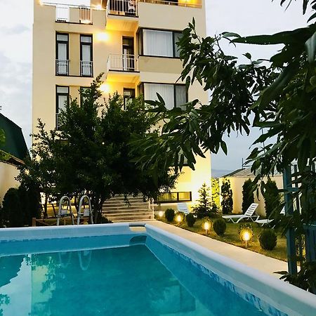 Hotel King Tom Tbilisi Eksteriør bilde