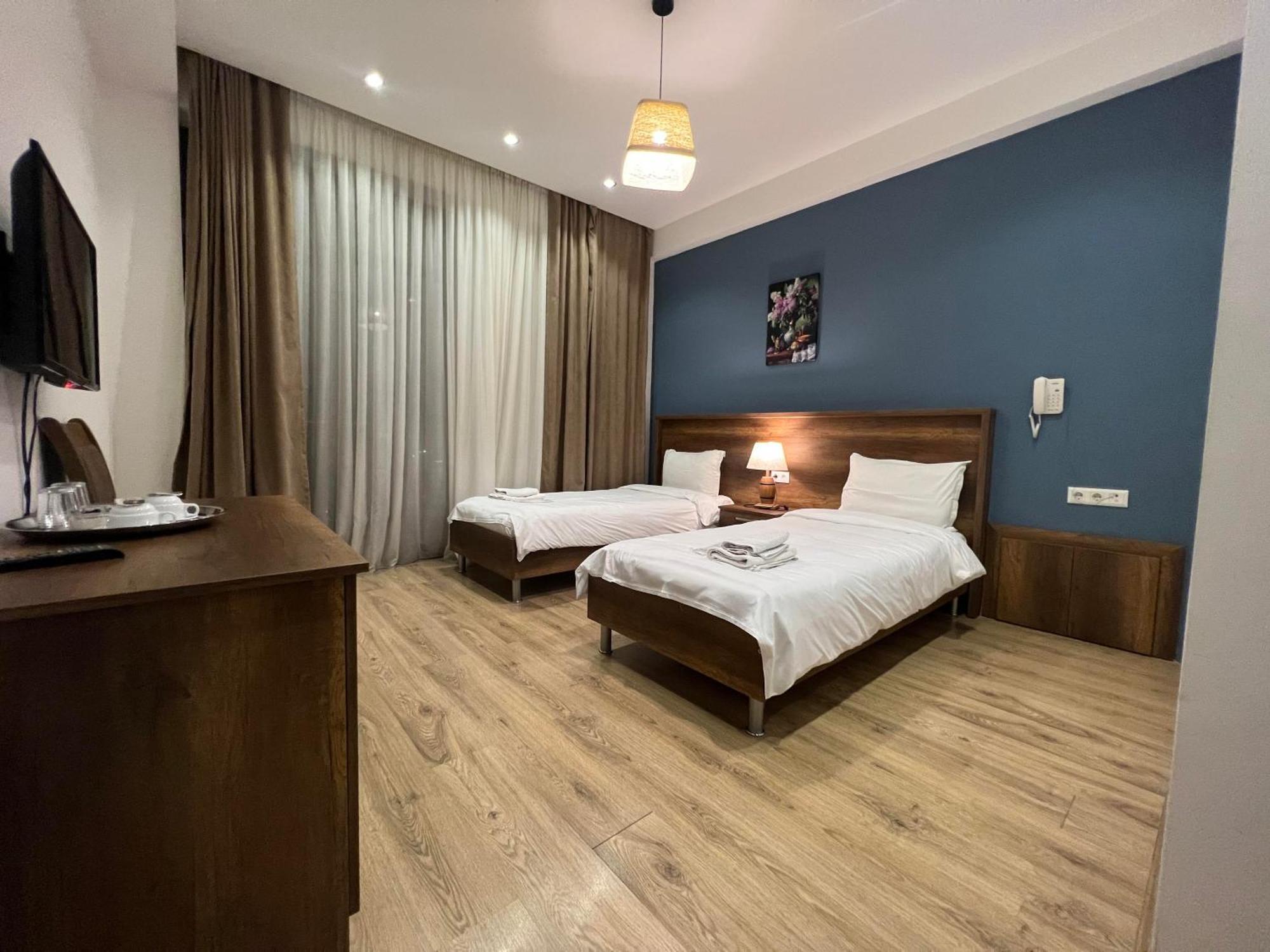 Hotel King Tom Tbilisi Eksteriør bilde