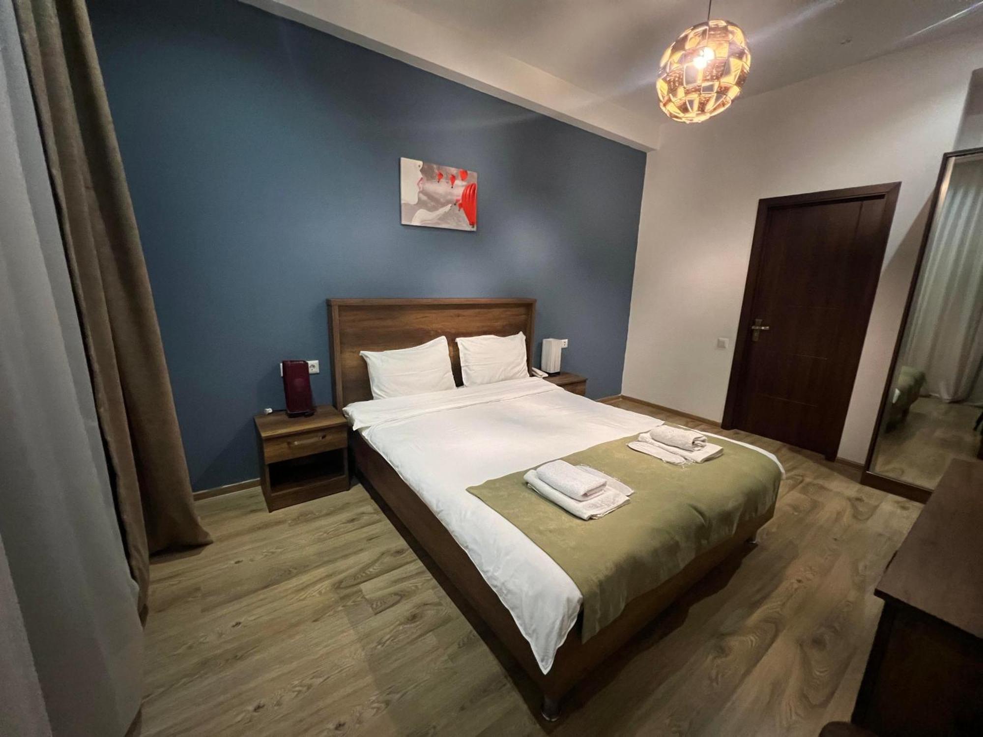 Hotel King Tom Tbilisi Eksteriør bilde
