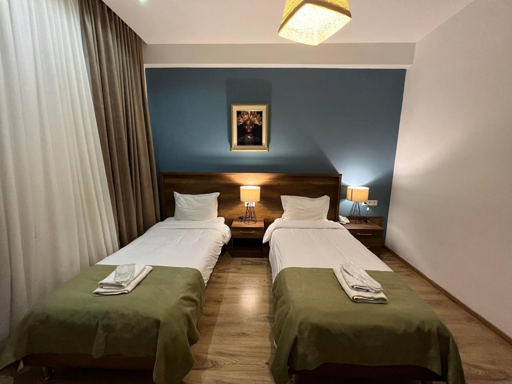 Hotel King Tom Tbilisi Eksteriør bilde