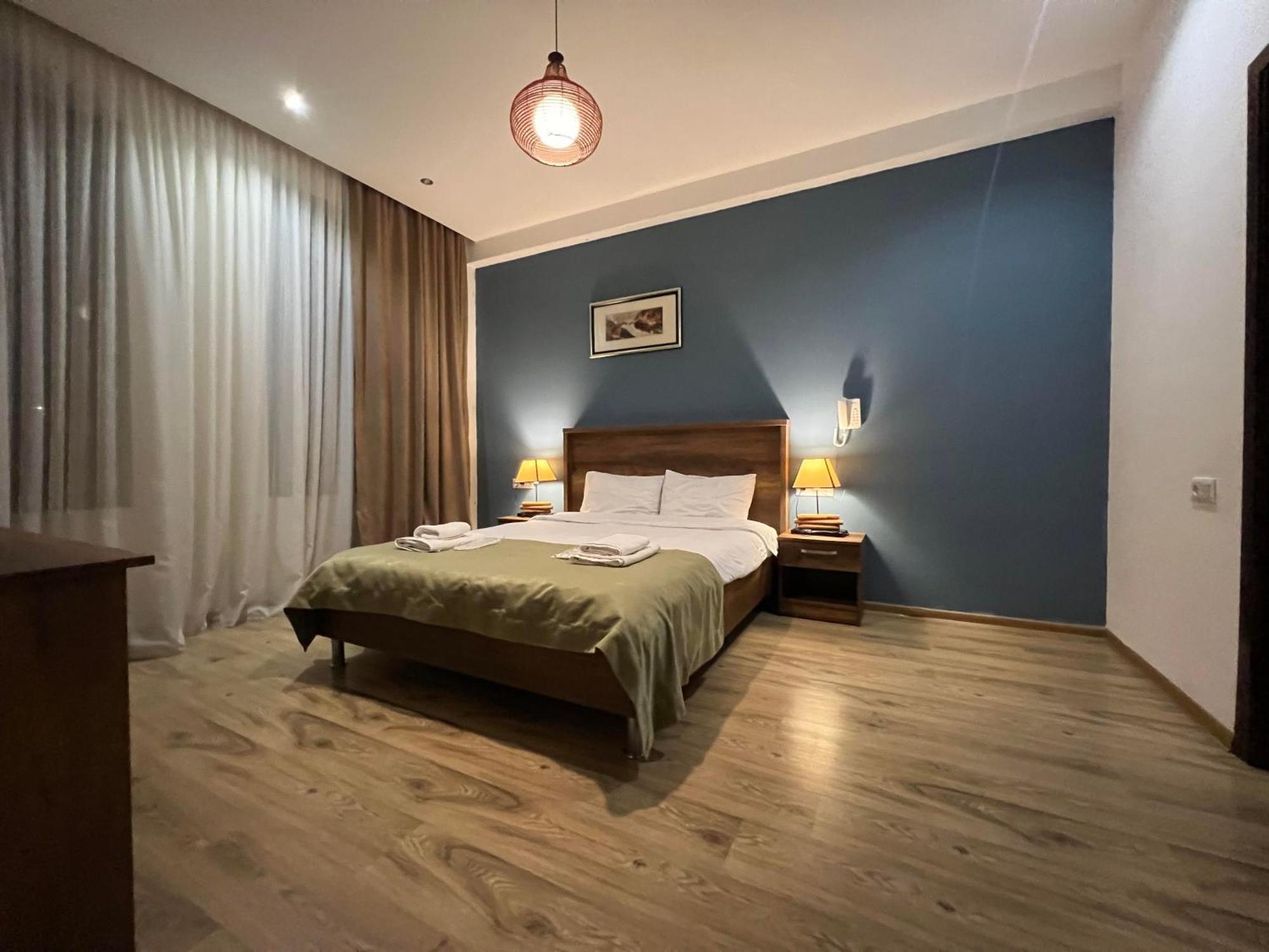 Hotel King Tom Tbilisi Eksteriør bilde