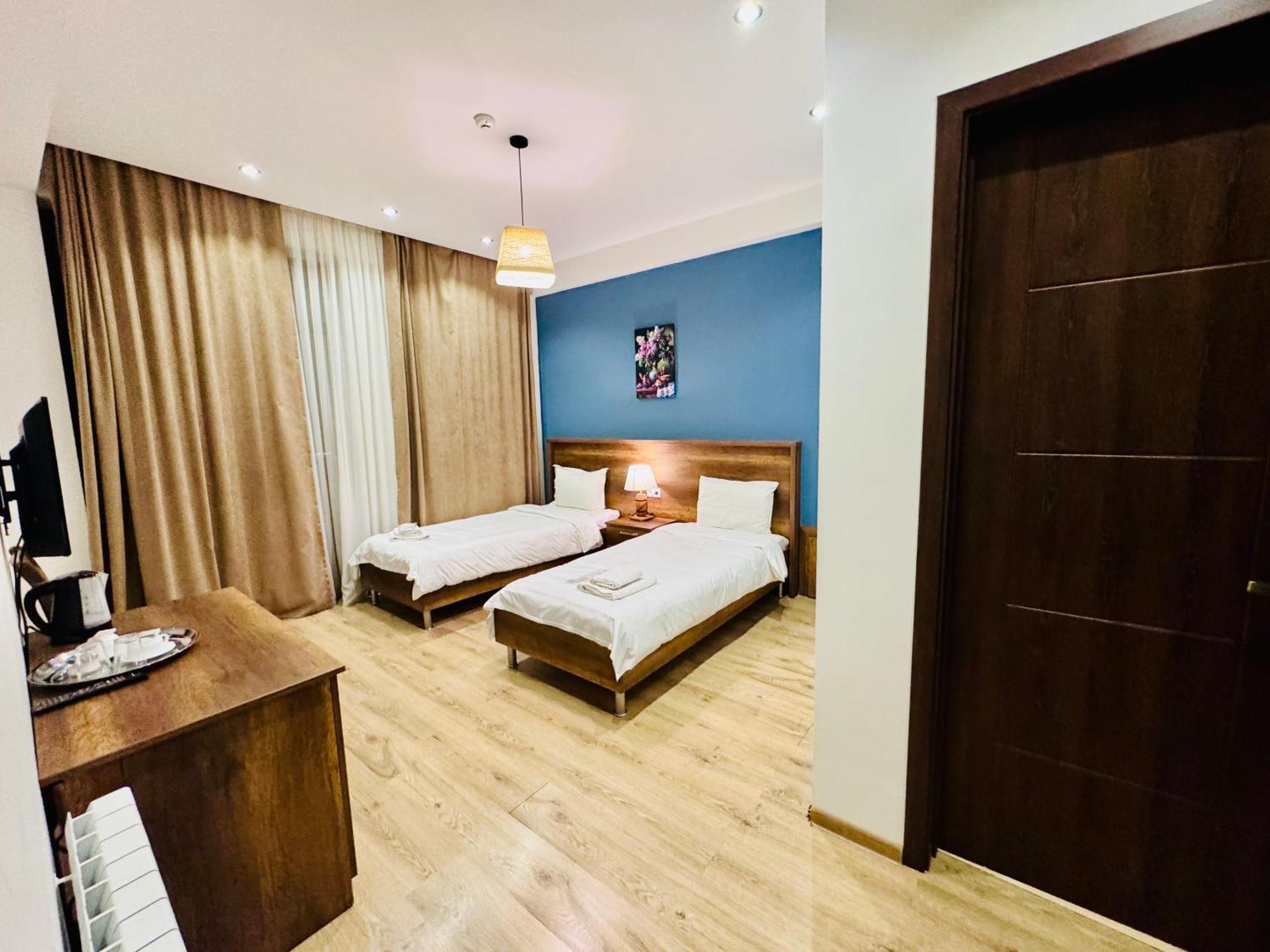 Hotel King Tom Tbilisi Eksteriør bilde