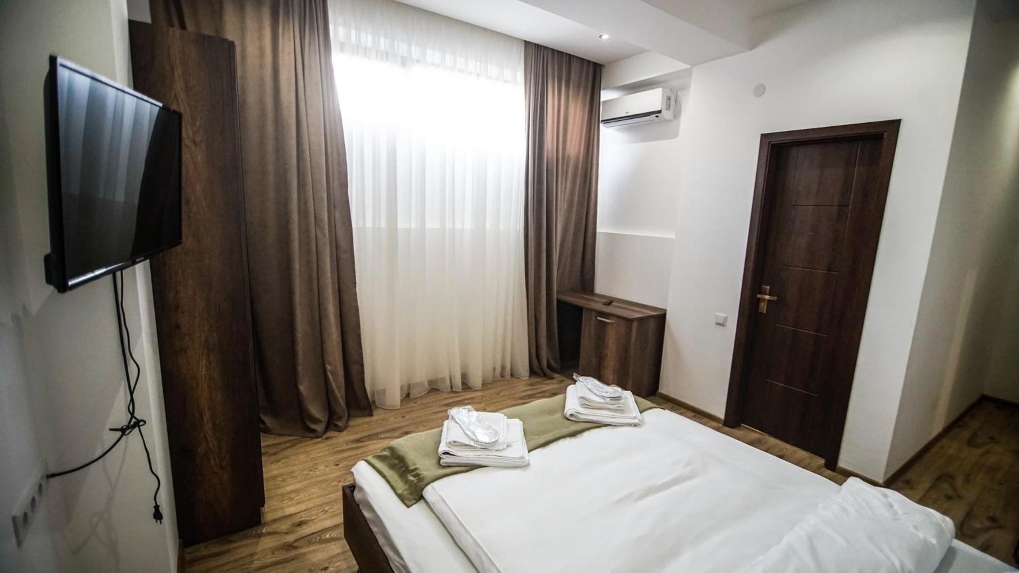 Hotel King Tom Tbilisi Eksteriør bilde