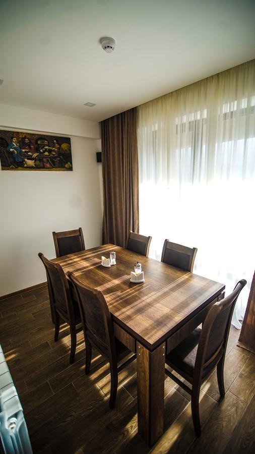 Hotel King Tom Tbilisi Eksteriør bilde