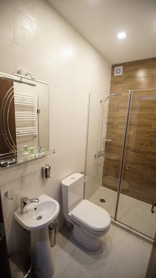Hotel King Tom Tbilisi Eksteriør bilde
