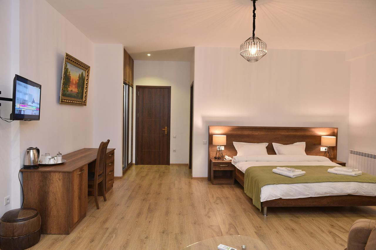 Hotel King Tom Tbilisi Eksteriør bilde